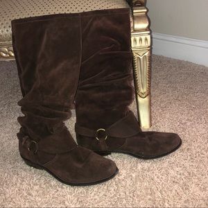 Nickels dark brown suede western flat boot sz10